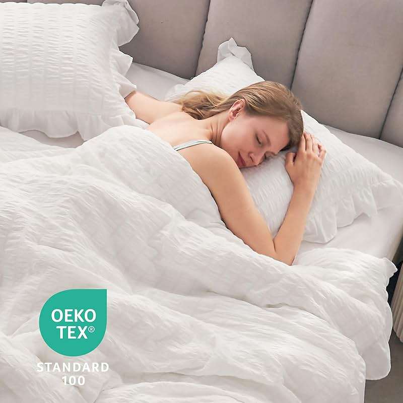 JOLLYVOGUE White Comforters Queen Size, 3 Pieces Ruffle Seersucker Queen Comforter Set for All Season, Lightweight Soft Shabby Chic Bedding Sets for Women（1 Comforter, 2 Pillowshams） - Image 7