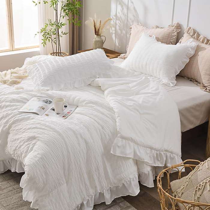 JOLLYVOGUE White Comforters Queen Size, 3 Pieces Ruffle Seersucker Queen Comforter Set for All Season, Lightweight Soft Shabby Chic Bedding Sets for Women（1 Comforter, 2 Pillowshams） - Image 8