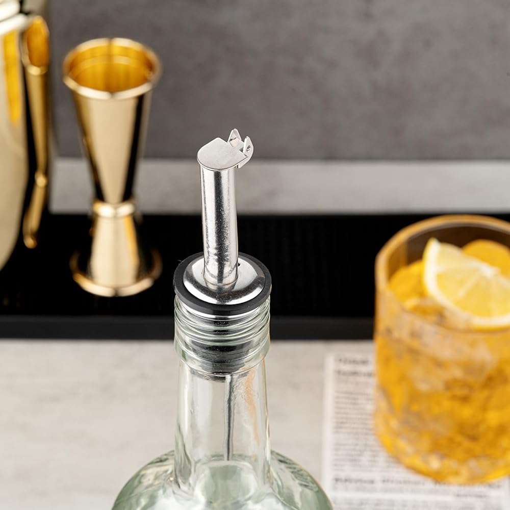 Restaurantware Bar Lux 4.3 x 1 x 1 Inch Speed Pourer 1 Heavy-Duty Bottle Pourer - Versatile Fast Pour Of Liquids Stainless steel Liquor Pour Spout Airtight Seal - Image 2