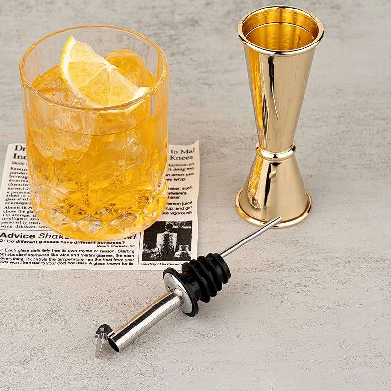 Restaurantware Bar Lux 4.3 x 1 x 1 Inch Speed Pourer 1 Heavy-Duty Bottle Pourer - Versatile Fast Pour Of Liquids Stainless steel Liquor Pour Spout Airtight Seal - Image 4
