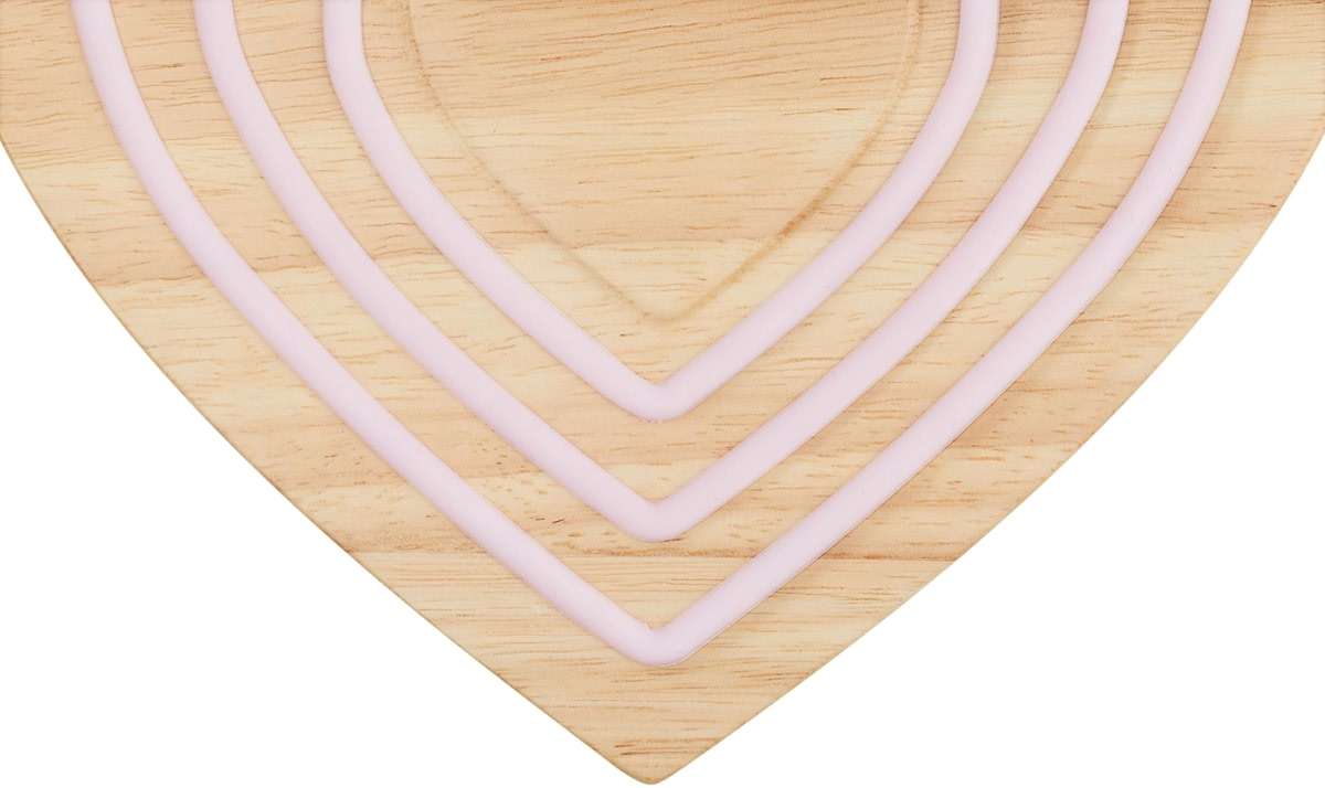 Le Creuset Magnetic Wood Trivet Heart Shaped, 8", Pink Silicone - Image 4