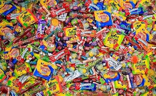Bulk Candy Variety Pack - 10 lb Candy - Bulk Individually Wrapped Candy- Candies - Trick Or Treat Candies - Piñata Filler Stuffers - Pinata Candy Stuffers - Party Favors - Father's Day - Image 4