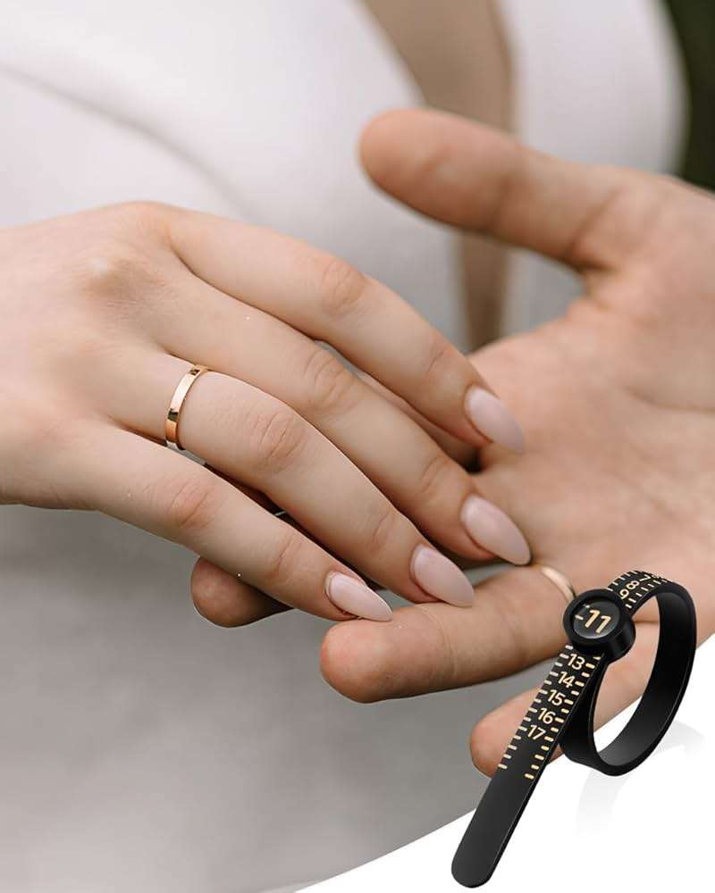 Meowoo Ring Sizer Measuring Tool with Magnifier, for Ring Measurer and Ring Sizer Clear and Intuitive Reading. Plastic Ring Sizer with Lens, 1-17 - Image 7