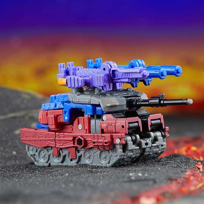 Transformers Legacy United Deluxe Class G1 Universe Quake, 5.5-inch Converting Action Figure, for Boys and Girls Ages 8+ - Image 7