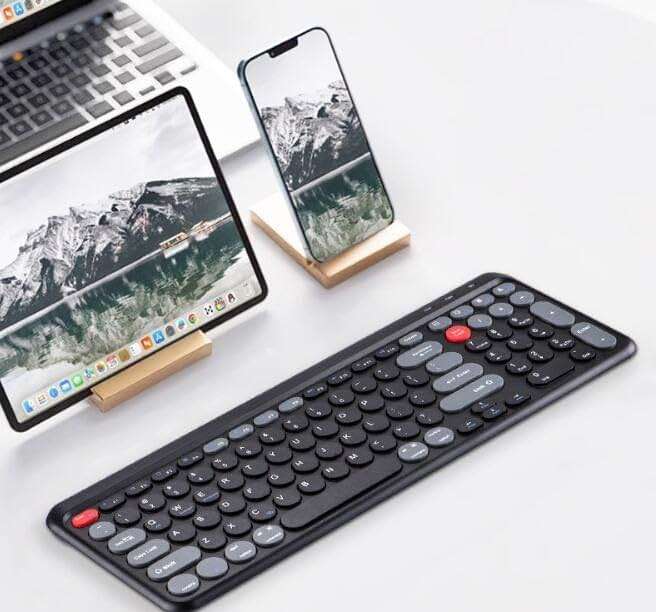 runelk Wireless Keyboard case - Image 1