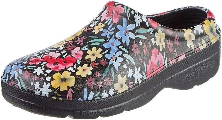 Totes Everywear Women’s Garden Clog Lightweight Waterproof Slip‑On Comfort for Everyday Wear - Image 1