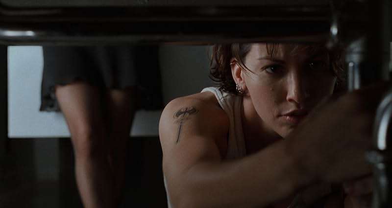 Bound (The Criterion Collection) [4K UHD] - Image 2