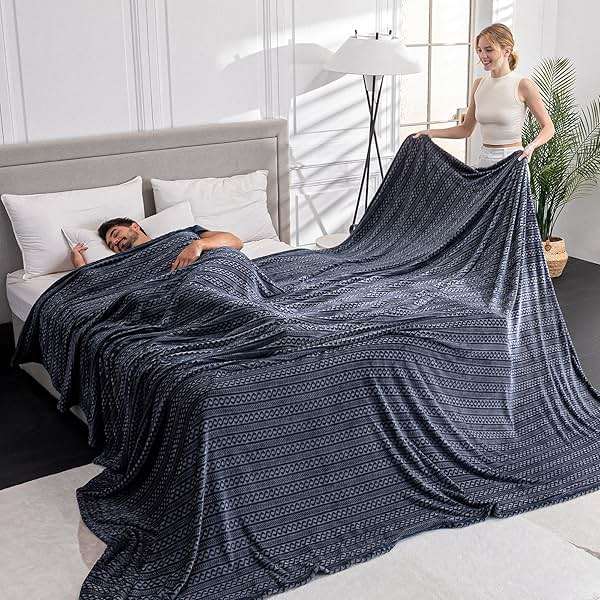 Serenhom Soft Cozy 120x120 Inches Seamless Oversized King Fleece Blanket, 3D Jacquard Decorative Giant 10'x10' California King Blanket Extra Large for Bed, Sofa, Couch, Travel, Dark Grey Chain - Image 3