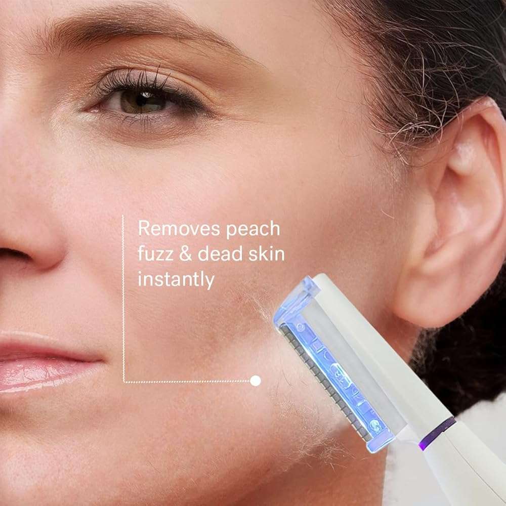 Michael Todd Beauty Sonicsmooth Pro+ Dermaplane Razor for Women Face + Eyebrow Trimmer Dermaplaning System w/LED Light Peach Fuzz Remover -16 Dermaplaning Blades & 2 Microsmooth Exfoliation Tips - Image 4