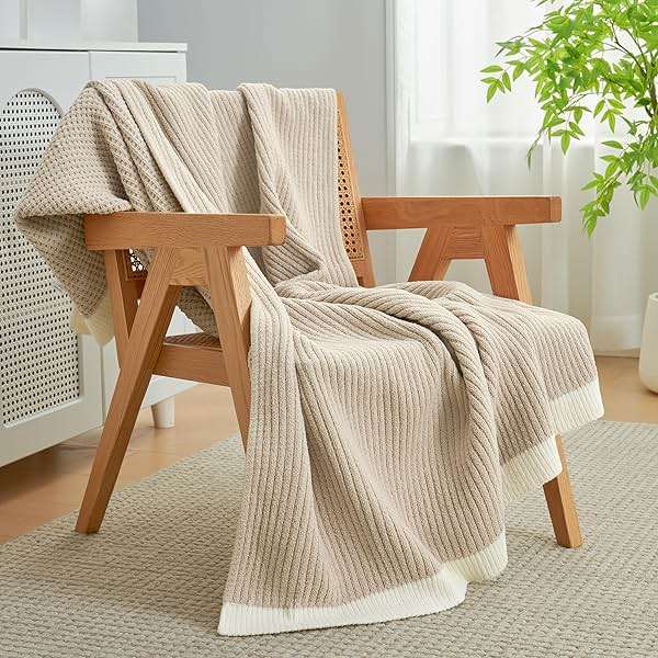 Amélie Home Chenille Throw Blanket, Soft Cozy Waffle Throw for Couch & Sofa, Warm Yet Lightweight, Breathable All-Season Throws for Women Men, Housewarming, Birthdays, 50"x60", Beige - Image 2