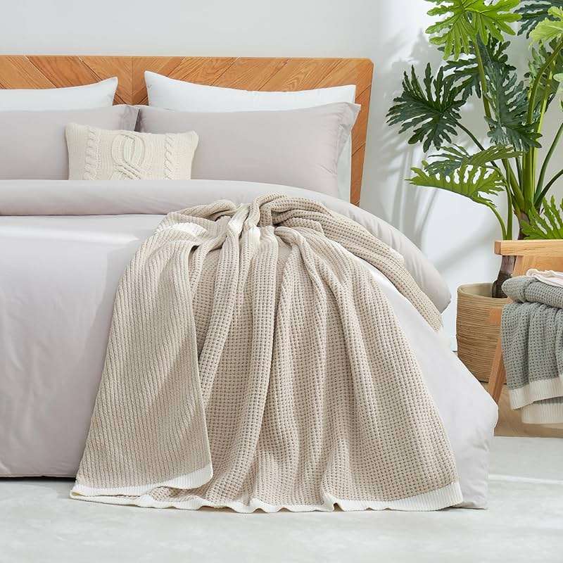 Amélie Home Chenille Throw Blanket, Soft Cozy Waffle Throw for Couch & Sofa, Warm Yet Lightweight, Breathable All-Season Throws for Women Men, Housewarming, Birthdays, 50"x60", Beige - Image 7