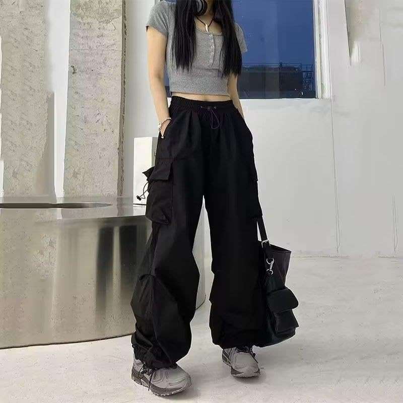 FENGQIYUNHAI Cargo Pants Women Baggy Parachute Pants Woman Mutil Pockets Loose Fit Y2K Casual Pants for Women - Image 3