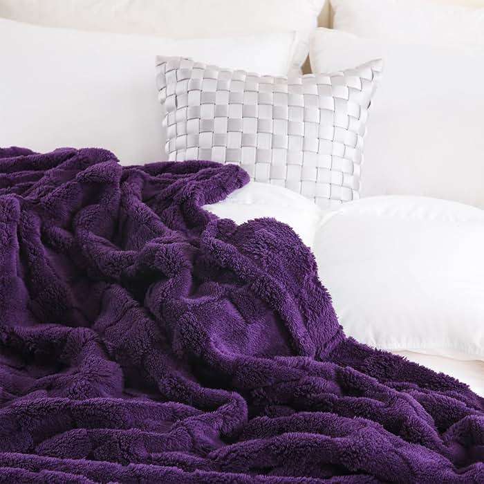 Linecooo Deep Purple Fleece Throw Blanket 50”×60” for Couch Sofa Bed,Super Soft Cozy Plush Microfiber Flannel Blanket with 3D Checkered Design Lightweight for Adults,Woman,Girls - Image 3