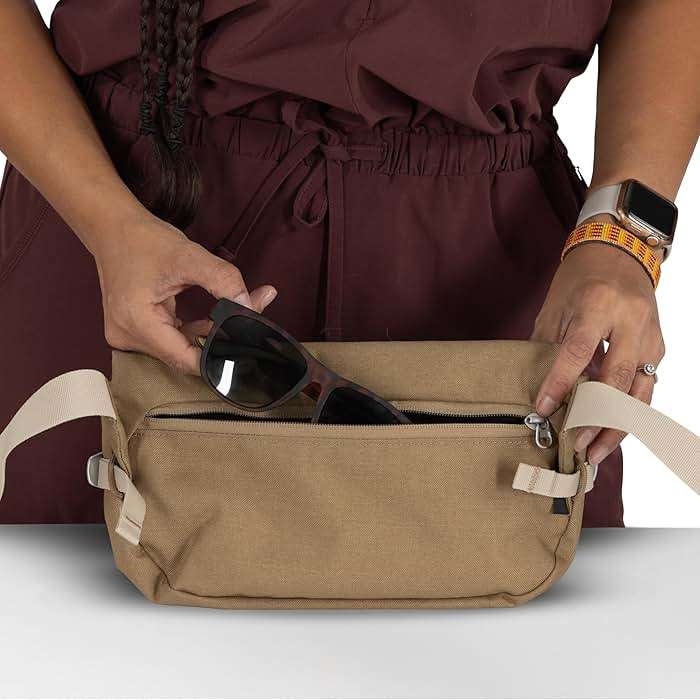 Osprey Arcane Hip Fanny Pack, Black - Image 2