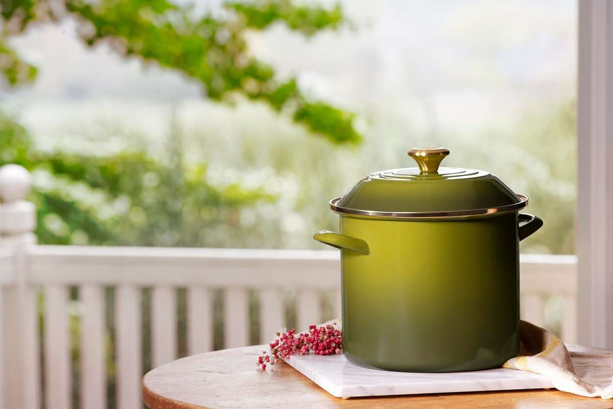 Le Creuset Enamel on Steel Traditional Stockpot, 10 qt., Olive with Stainless Steel Knob - Image 2