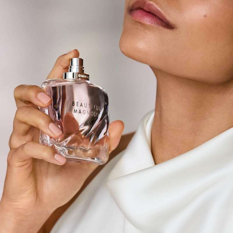 Estée Lauder Beautiful Magnolia Eau de Parfum Spray with Notes of Lush Magnolia, Solar Gardenia, Warm Woods & Luminous Musk | Floral Perfume for Women | Perfumes for Women - Image 6