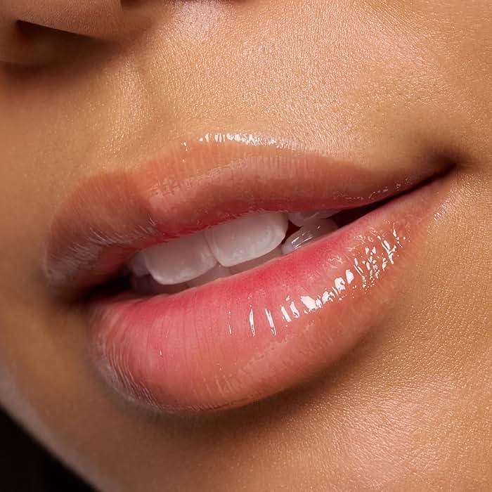 essence | The Super Peptide Glossy Lip Treatment | Hydrating, Nourishing and Non-Sticky | Vegan, Gluten Free and Cruelty Free (01 | Peptacular!) - Image 5