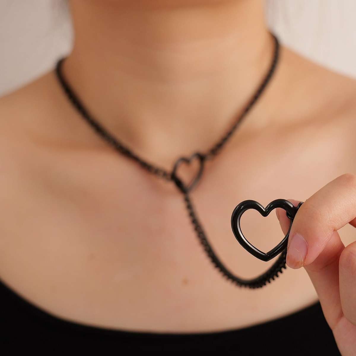 sroyte Heart Slip Chain Necklaces for Women,Stainless Steel O-Ring Adjustable Lariat Y-Necklace,Punk Gothic Cuban Collar Choker Necklace for women - Image 2