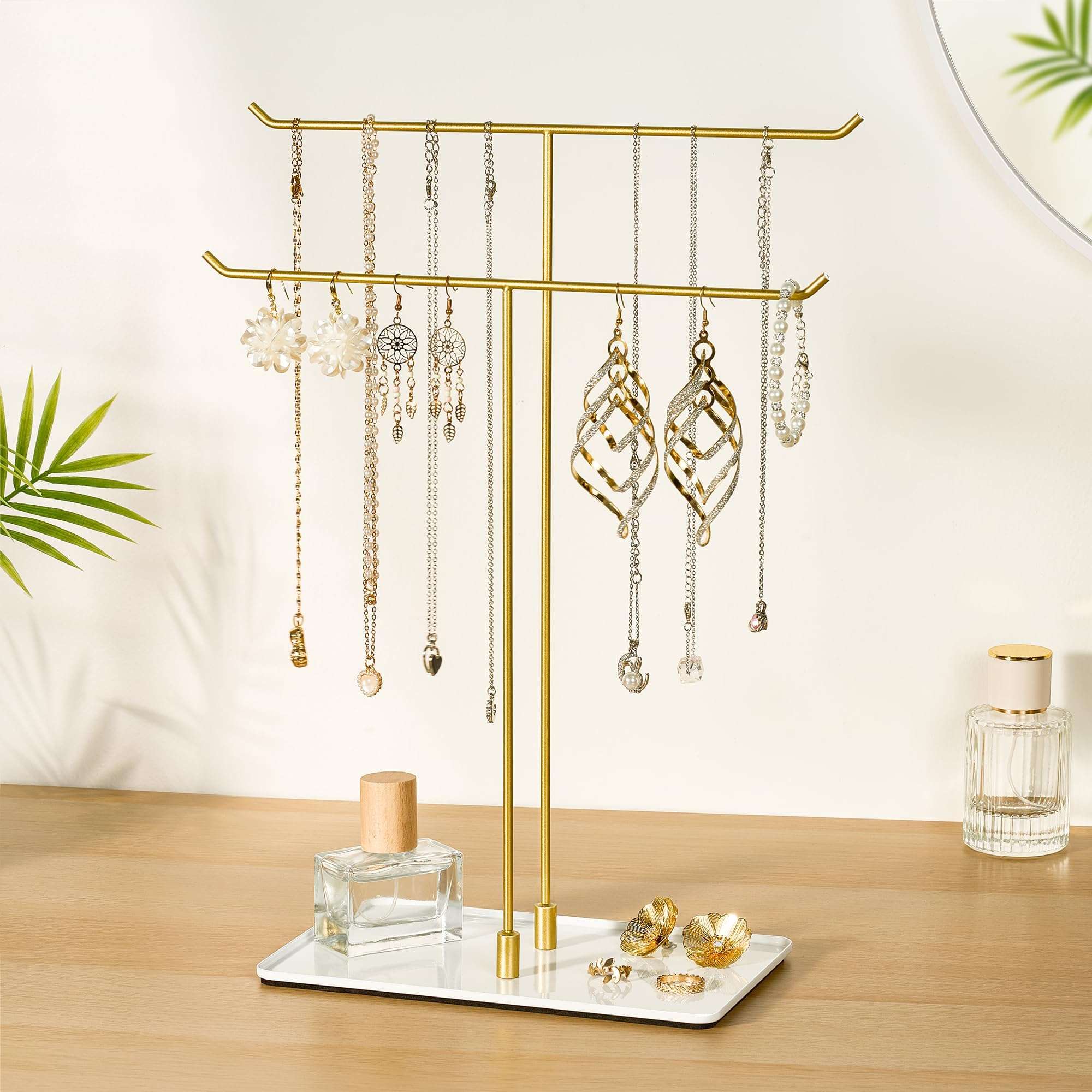 bussdis Necklace Stand Aesthetic Necklace Holder: Metal Necklace Organizer for Home Decor, Gold - Image 1