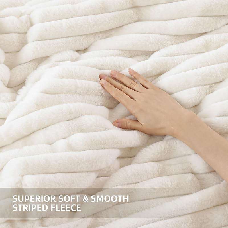 Smoofy Fluffy Queen Comforter Set 3 Pieces - Cream White Fleece Fluffy Comforter Set, Luxury Fuzzy Queen Bedding Set, Soft Warm Bed Set All Season, Heavy Faux Fur Comforter with 2 Pillow Cases - Image 5