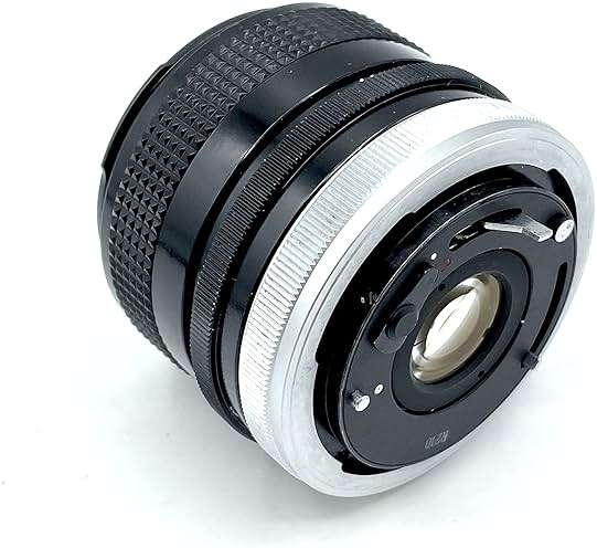 Canon 28mm f/2.8 1:2.8 SC (Super Spectra Coating) FD Breech Mount Wide Angle Lens (Renewed) - Image 5