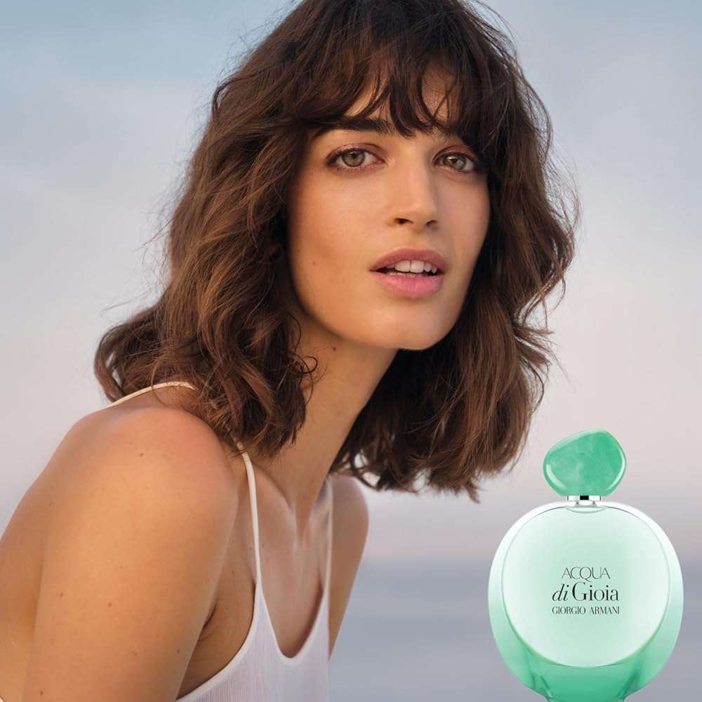 Armani Beauty - Acqua Di Gioia - Eau de Parfum Intense - Floral Citrus Women’s Fragrance - Bergamot & Red Fruits Accord, Jasmin, Cedarwood Notes - Image 6