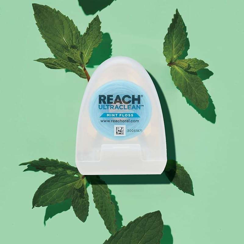 Reach Listerine Ultraclean Dental Floss, Plaque Remover, Shred Resistant, Waxed, Gentle on Gums & Teeth, Mint, PFAS-Free, Fresh Breath, Oral Care, for Adults & Kids, 30 yds - Pack of 2 - Image 4