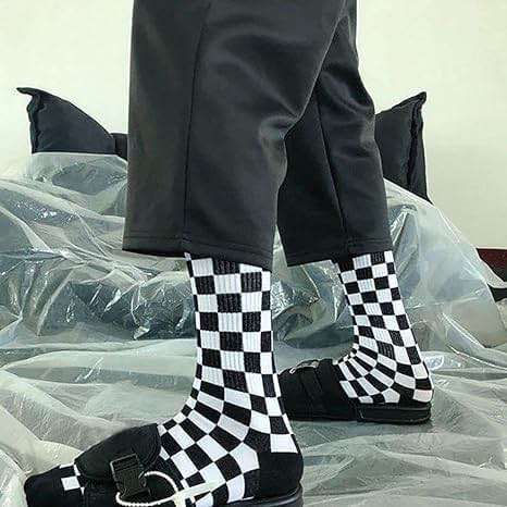Calsgkspray 1Pair Purple Fashion Harajuku Trends Checkerboard Socks Geometric Checkered Socks Hip Hop Cotton Unisex Print Skateboard Soks Easy to Wear, Novelty and More,Clothing, Shoes and Jewelry - Image 5