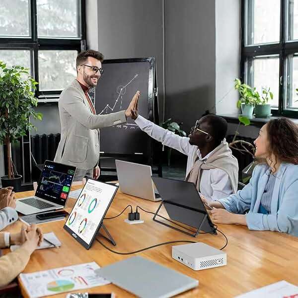 InnoView 16" 240Hz Portable Monitor 2K 2560x1600 100% sRGB Portable Gaming Monitor Laptop Monitors Built-in Speakers 180° Adjustable Type-C HDMI Laptop Screen Extender for Surface Pro PS5 Switch Xbox - Image 8