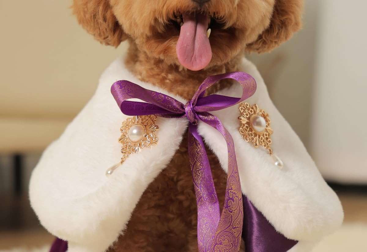 Lovelyshop pet Serial Royal Coronation Style White Faux Fur Pet Cape for Halloween Costumes, King Queen Prince and Princess Cosplay-Small - Image 3