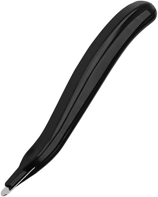 Staple Remover, Staple Puller Tool with Magnetic Tip, Ergonomic Design for Efficient Staple Extraction, Suitable for Home, School, Office, Black - Image 1