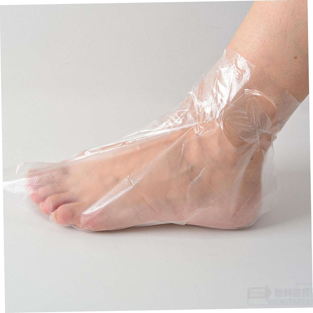 SOESFOUFU 300Pcs Disposable Foot Covers Clear Moisturizing Use Covers for Feet Spa Home Hotel Travel Protection - Image 7