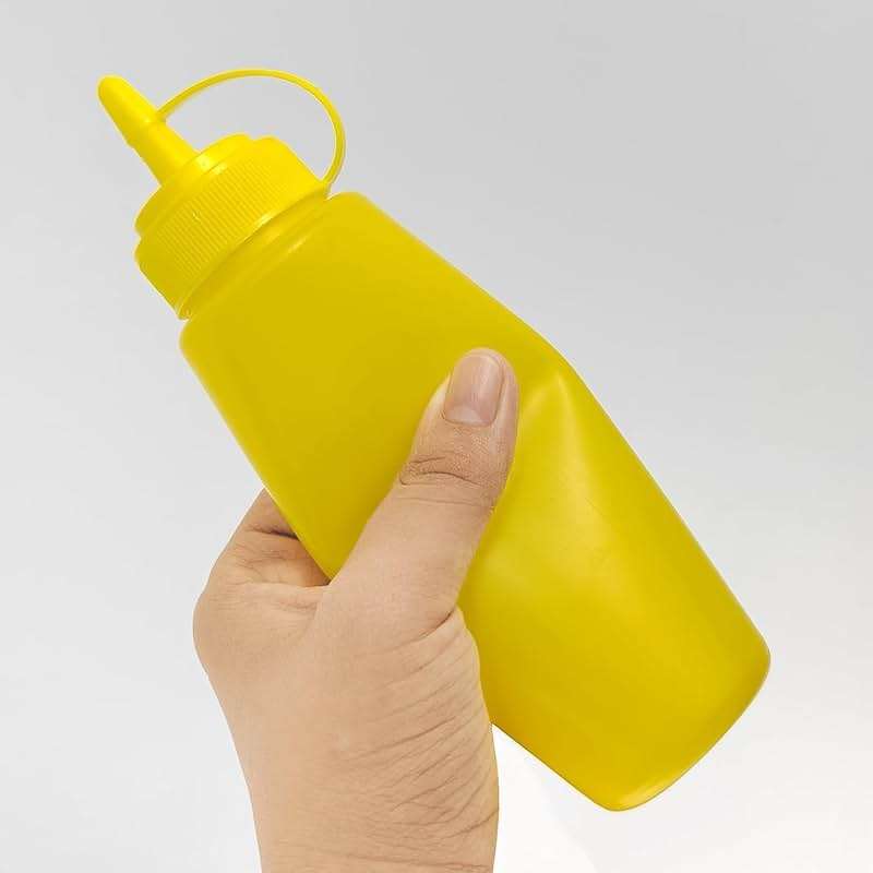 ICSTM 3 Pcs Plastic Squeeze Sauce Bottles with Nozzle Caps,250Ml/8.5Oz Reusable Squeeze Condiment Bottles Dispensers Suitable for Mustard Olive Oil Jam Ketchup Salad Dressing (250ML/8OZ) - Image 4