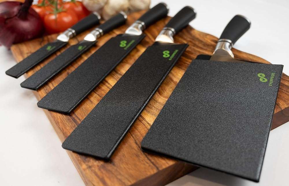 EVERPRIDE 5 PIECE Chef Knife Guard Set Universal Blade Edge Cover and Knife Sheath Set for Chef and Kitchen Knives Durable BPA-Free Felt Lined Sturdy ABS Plastic Knife Storage and Protection - Image 9