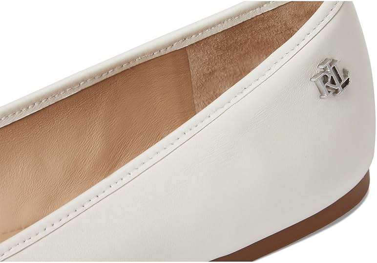 Lauren Ralph Lauren Womens Jayna Nappa Leather Flat - Image 6