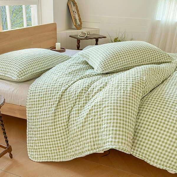 Sage Green Gingham Queen Quilt Set, Soft Pre-washed Microfiber Green Plaid Queen Bedspread, Lightweight Checked Summer Quilt, Grid Bedding Coverlets for All Seasons (Includes 1 Quilt, 2 Pillow Shams) - Image 6