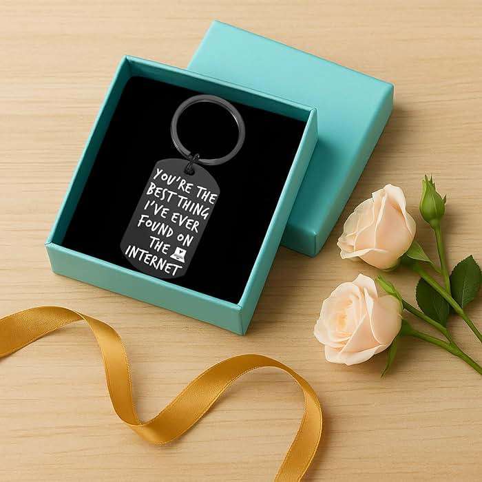Coolvy Valentines Day Gifts for Him Drive Safe Keychains for Boyfriend Husband Birthday Anniversary Christmas Gifts From Wife (I love your face) - Image 3