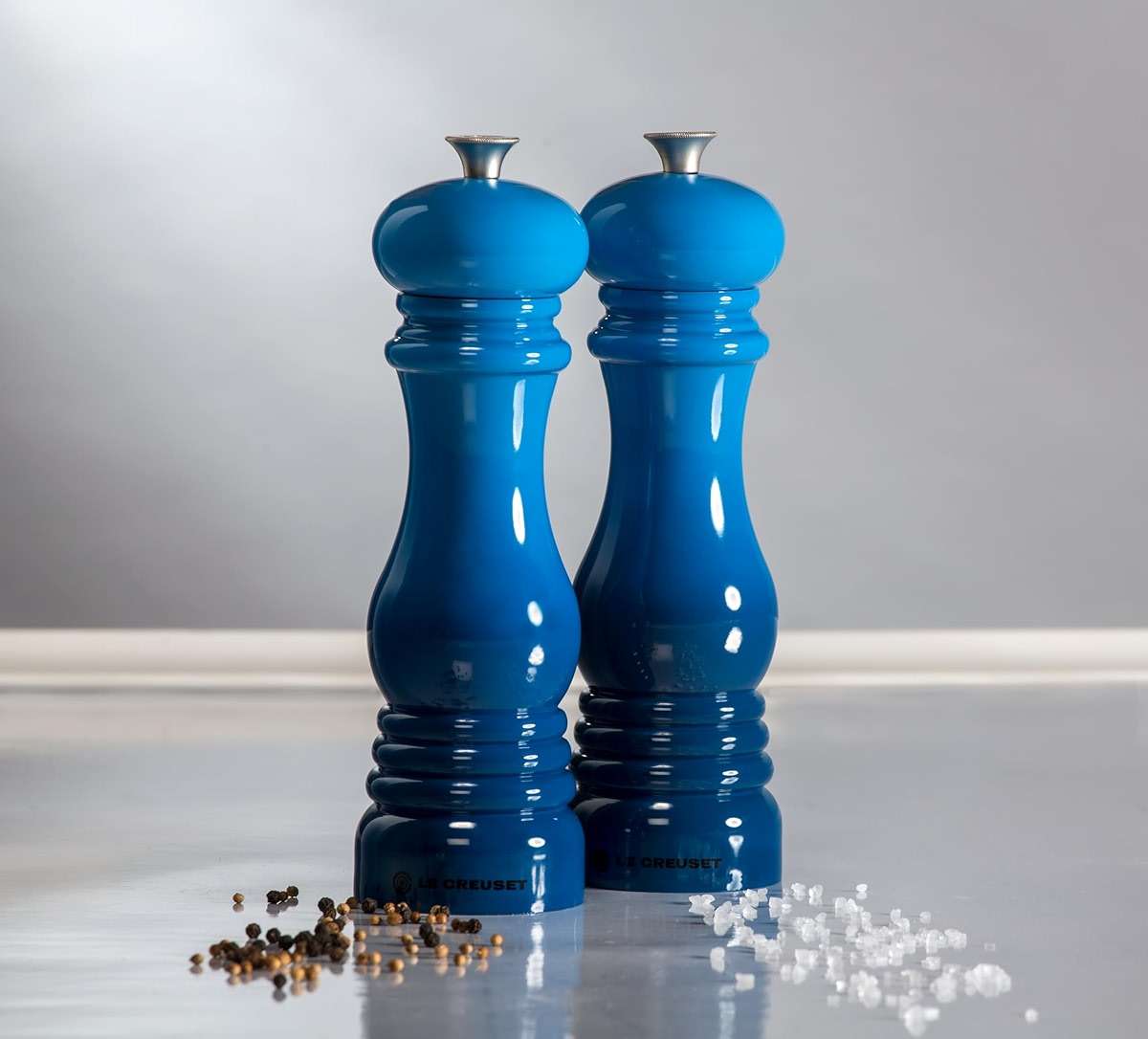 Le Creuset Salt and Pepper Mill Set 8-Inch, White - Image 7