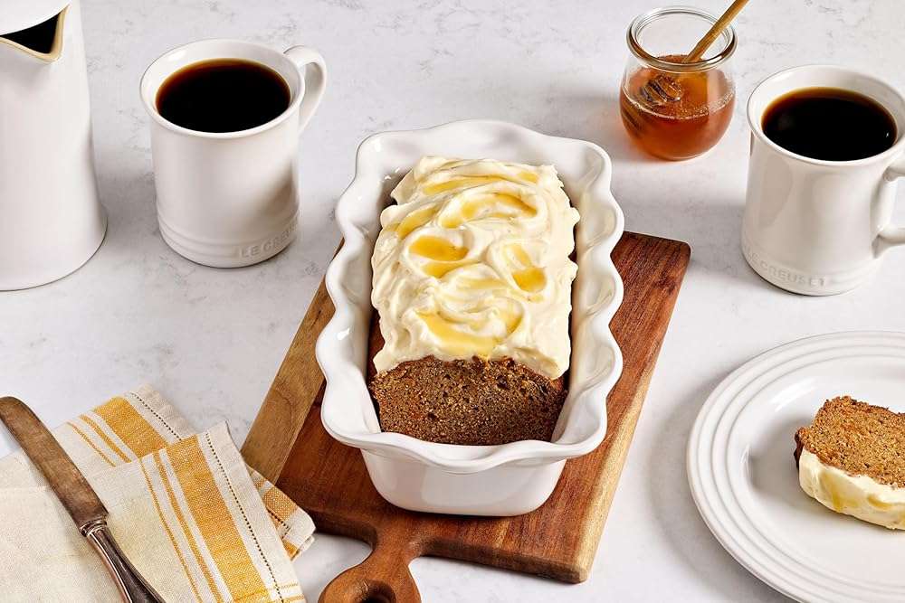 Le Creuset Stoneware Set of 2 9" Heritage Fluted Pie and 9" Fluted Loaf Dish, Oyster - Image 2