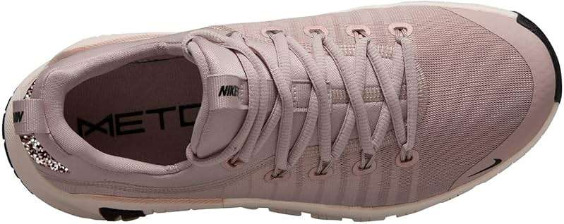 Nike Free Metcon 6 Premium Women's Workout Shoes (HF1208-600, Pink Oxford/Light Soft Pink/Black) Size 7.5 - Image 3