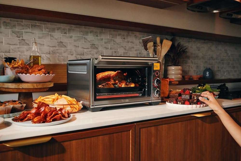 Breville Smart Oven Air Fryer Compact, Brushed Stainless Steel - Image 2
