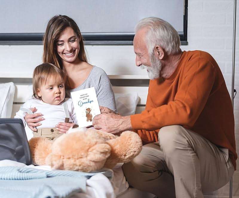 JUESMOS Lovely Bear Happy First Father’s Day for Grandpa Funny Grandpa Fathers Day Card from Baby Boy Girl Grandson Granddaughter Happy 1st Father’s Day as My Grandpa Card with Envelope - Image 2