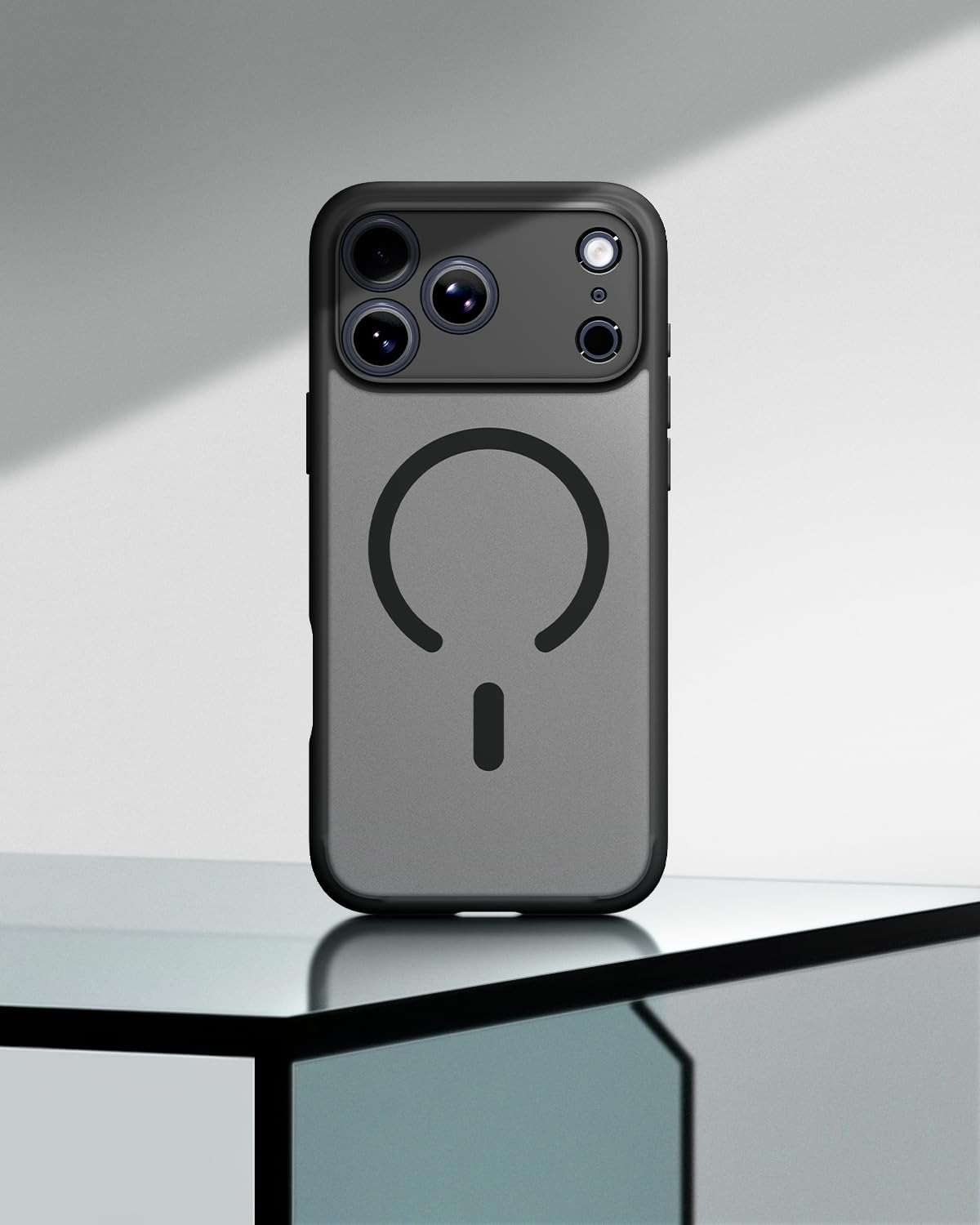 Spigen for iPhone 17 Pro Max Case, Ultra Hybrid MagFit [TPU Covered Camera Control] [Anti-Yellowing] [Compatible with Magsafe] - Frost Black - Image 3