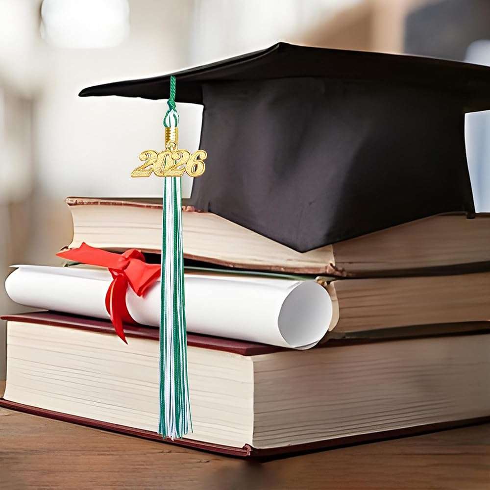 2026 Tassel Graduation, Green and White Graduation Tassel, 2026 Tassel Charms for Graduations Cap Decorations, Tassels Memorial Grad Cords for College High School Graduate Hat Ceremonies Accessories - Image 2