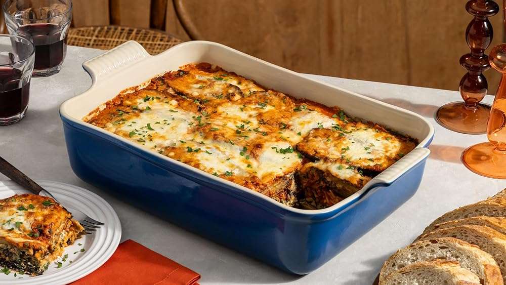 Le Creuset Stoneware Heritage Deep Rectangular Lasagna Dish, 6.75 qt., Cerise - Image 2