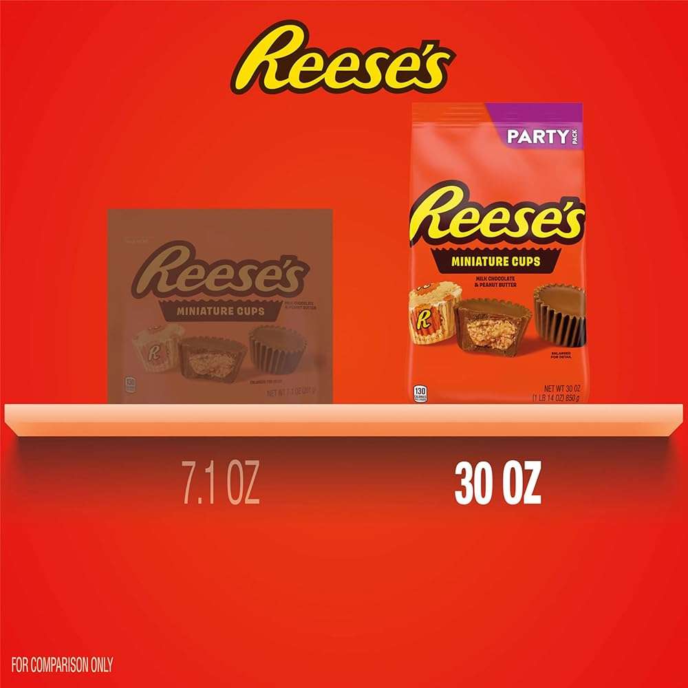 REESE'S Miniatures Milk Chocolate Peanut Butter Cups, Candy Party Pack, 30 oz - Image 4