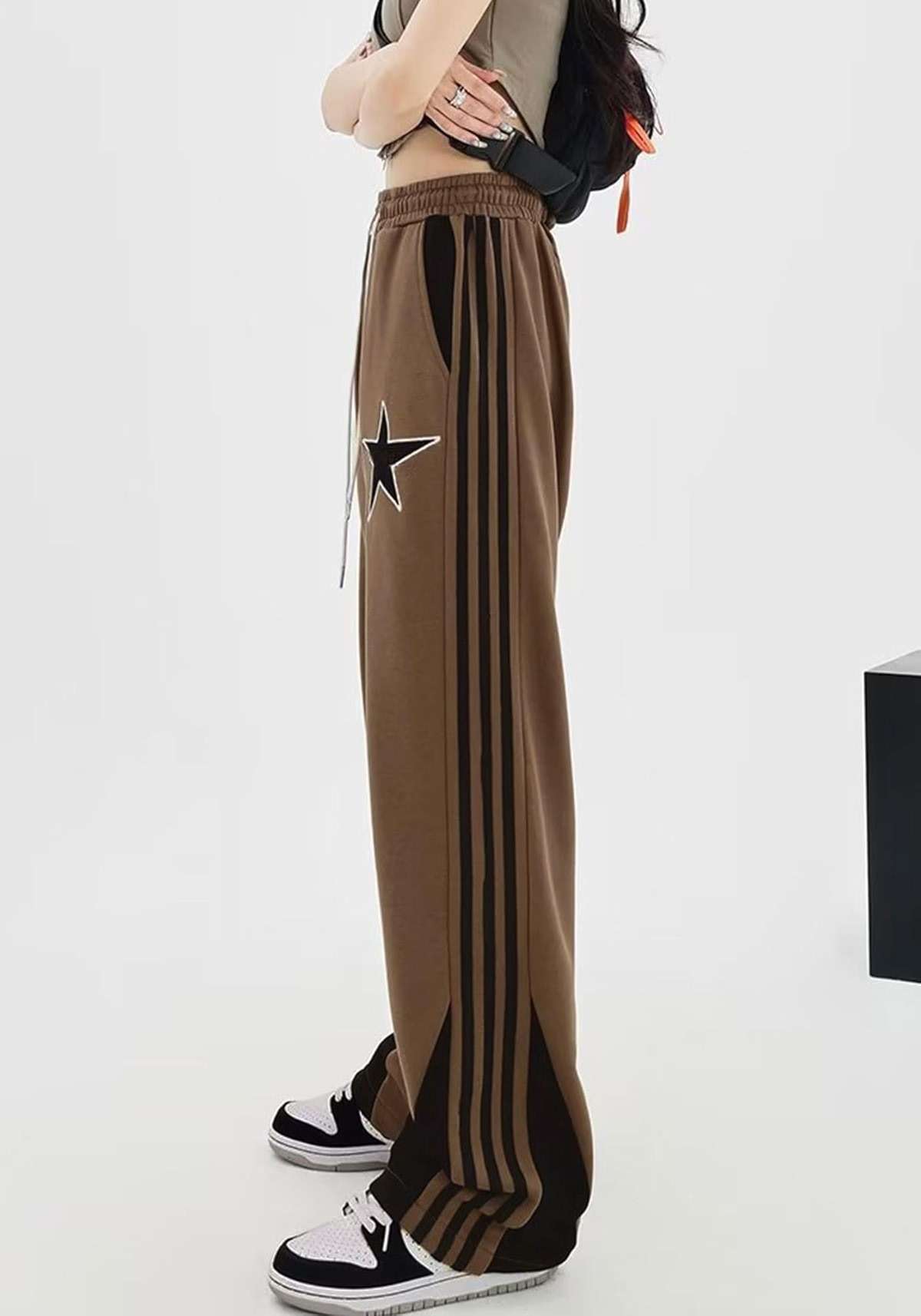 ZUNQKG Womens Y2k Striped Sweatpants Star Patchwork Straight Leg Drawstring Baggy Sweatpants with Pockets - Image 4