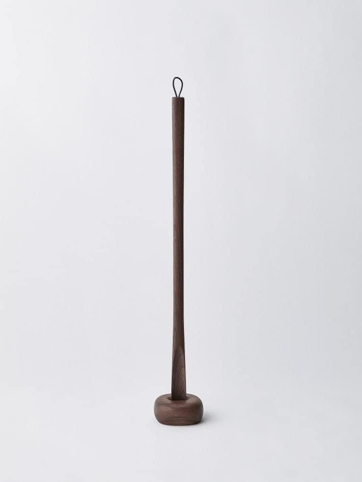 SASAKI Comfy Shoehorn 28.3 Inch with Stand, Long Handle, Wooden Shoehorn, Made in Japan, Shoehorn, Brown Color,Walnut Wood