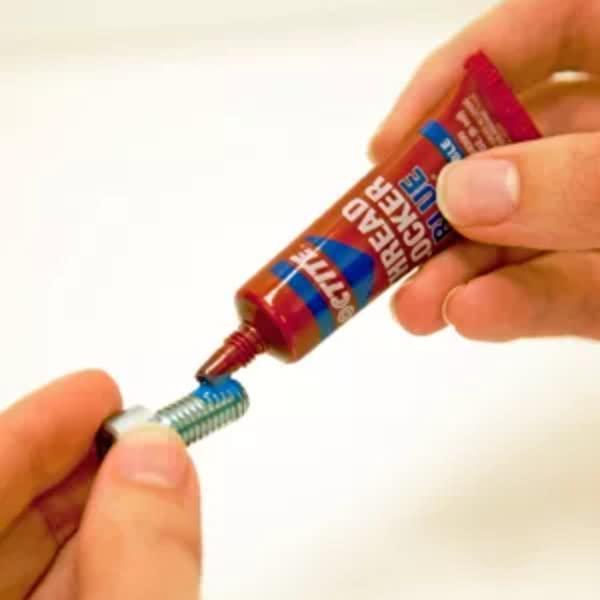 Loctite Threadlocker Blue 242 - Removable Thread Lock Glue for Nuts, Bolts, & Fasteners, Medium Strength Screw Glue to Prevent Loosening & Corrosion - 6 ml, 1 Pack - Image 8