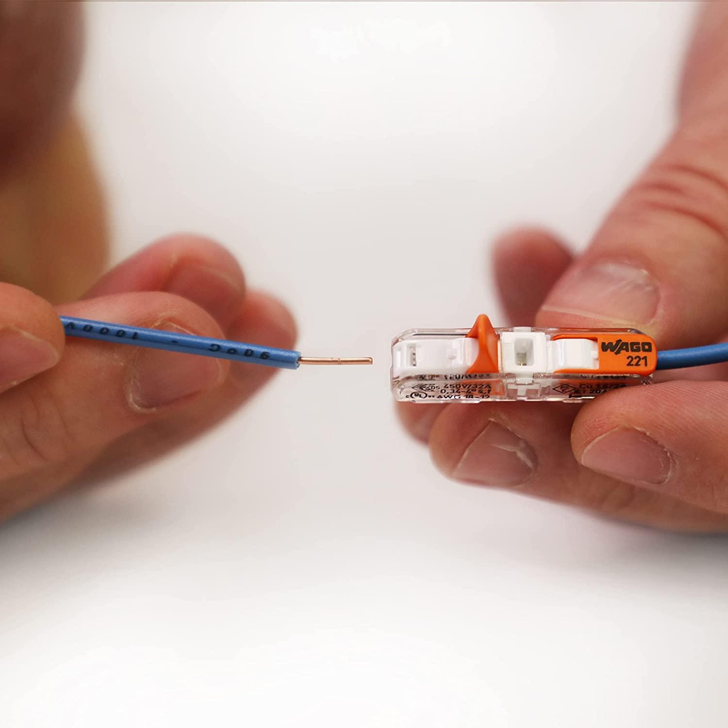 221-2401 | WAGO Lever-Nuts® Inline Splicing Connector | for Solid and Stranded Conductors | 2-Conductor with Operating levers | 24-12 AWG | Transparent housing | White Cover | [Box of 60 Pieces] - Image 2